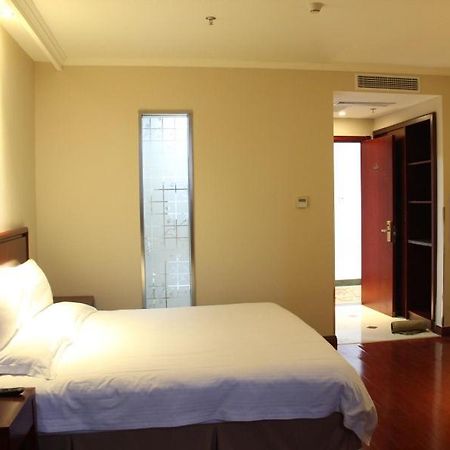 Greentree Inn Jiangsu Changzhou Liyang East Nanhuan Road High Speed Rail Station Business Hotel Exteriér fotografie